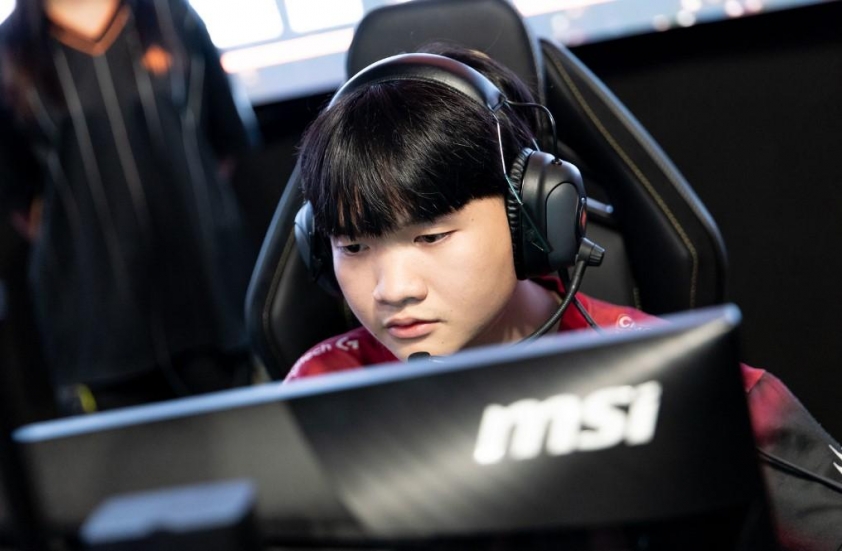 Thể thức Swiss Round trên Split 3 Split 3 áp dụng thể thức Swiss Round